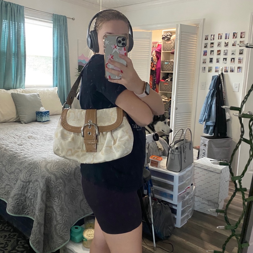 Coach shoulder bag